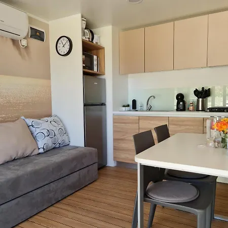 Luxury Mobile Homes Ivaci Kemping *